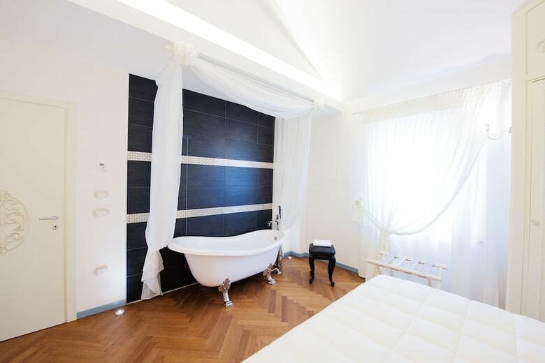 Agroturismo Relais Sassa Al Sole