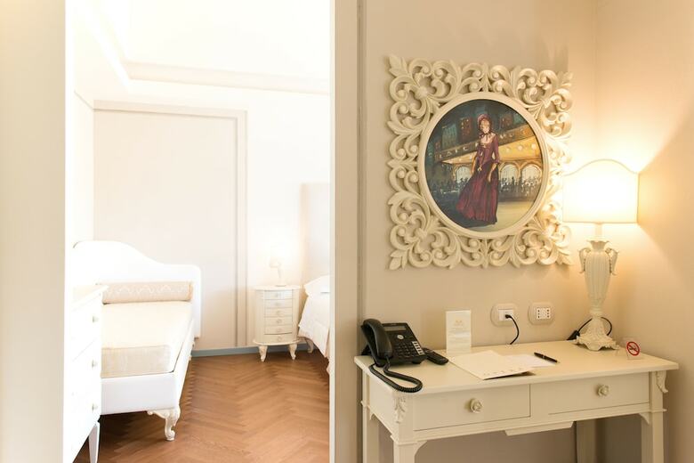Agroturismo Relais Sassa Al Sole