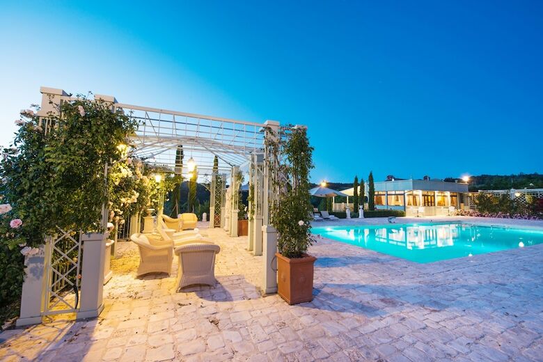 Agroturismo Relais Sassa Al Sole