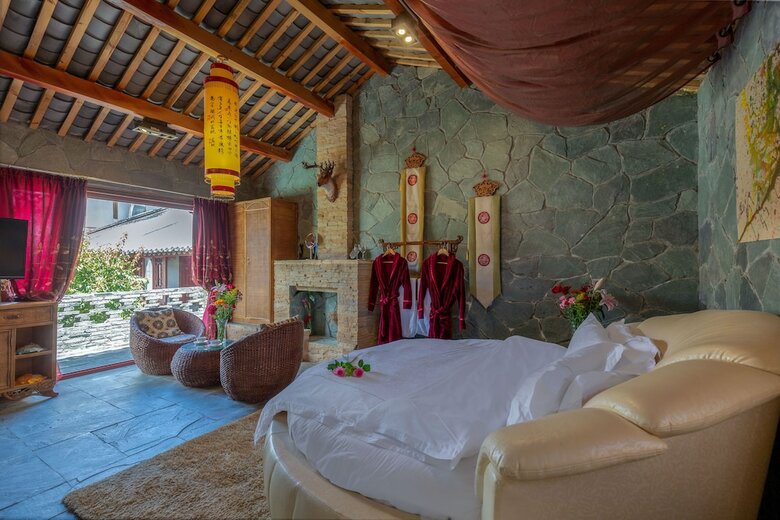 Posada Lijiang Tailai Inn
