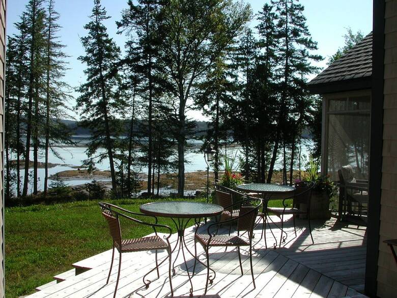 Three Pines Bed And Breakfast