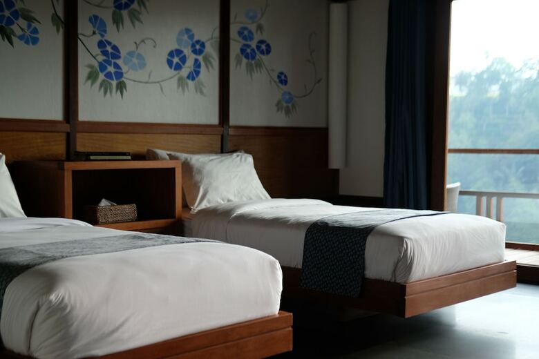 Hotel Suarapura Resort & Spa