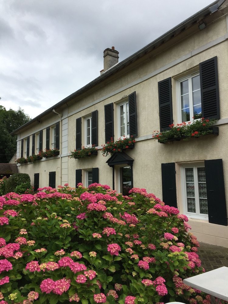 Hotel Hostellerie Du Pavillon Saint-hubert