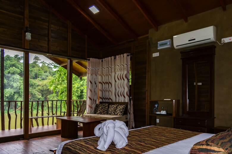 Hotel Kandy Cabana Eco Resort