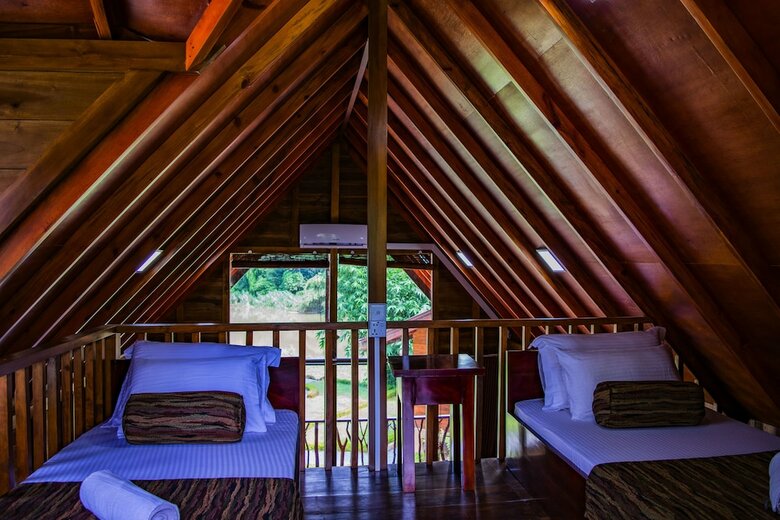 Hotel Kandy Cabana Eco Resort