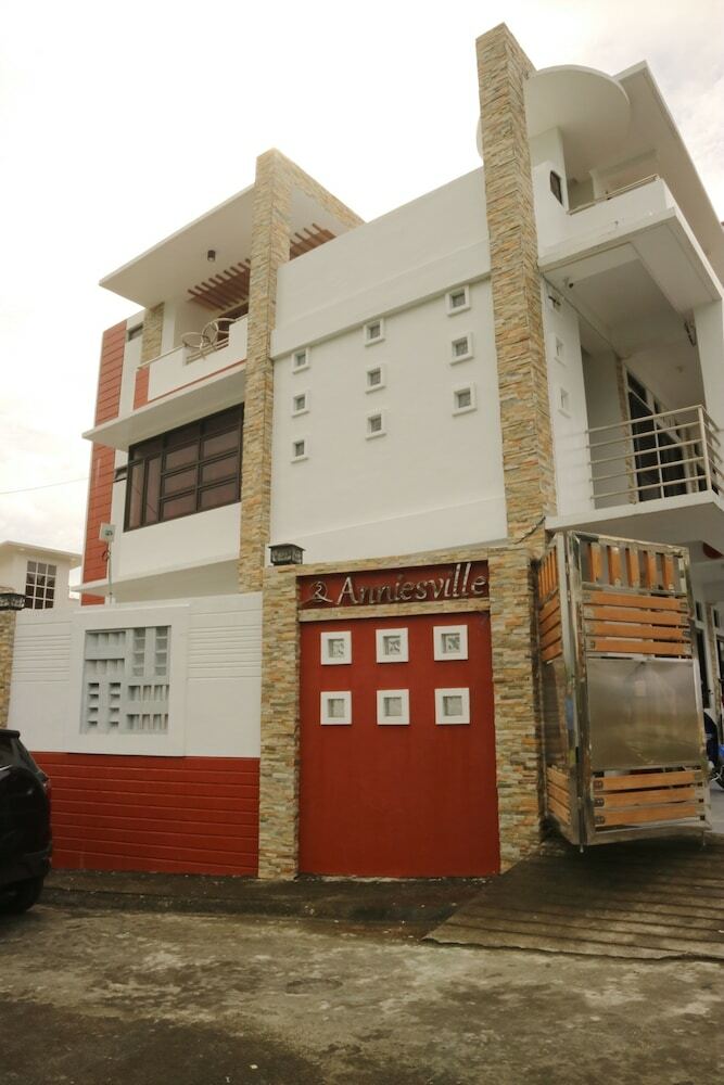 Hotel Anniesville Condotel