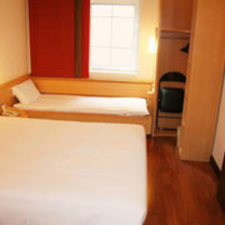 Ibis Dalian Zhongshan Square Hotel