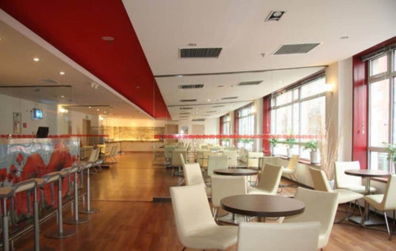 Ibis Dalian Zhongshan Square Hotel