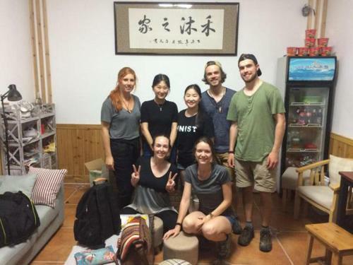 Hostal Fenghuang More Inn