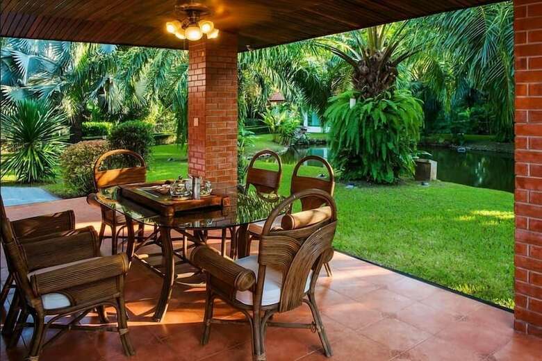 Lpc Holiday Villa