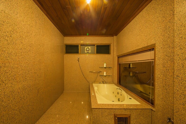 Lpc Holiday Villa