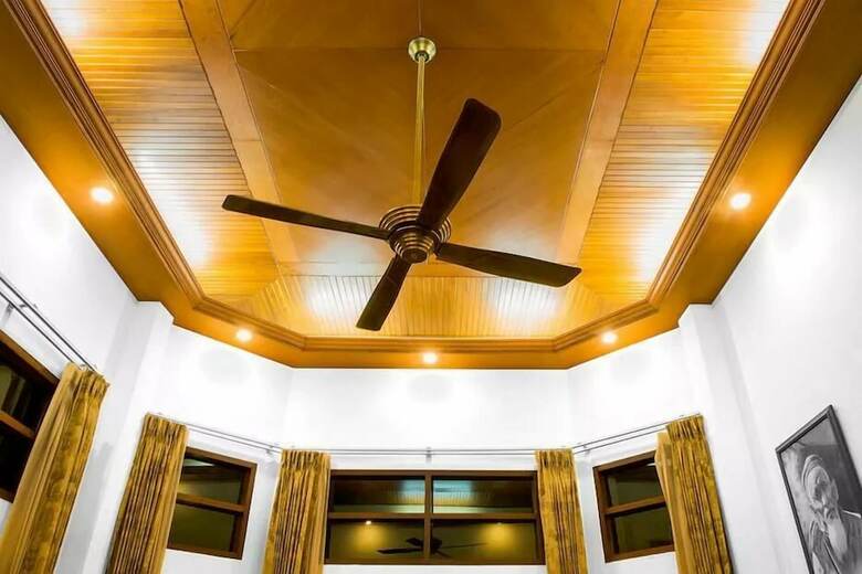 Lpc Holiday Villa