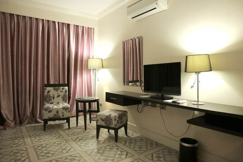 Metro Vigan Fiesta Garden Hotel