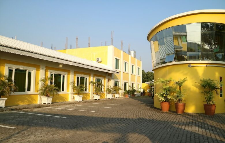 Metro Vigan Fiesta Garden Hotel