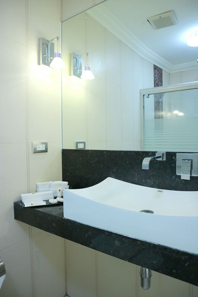 Metro Vigan Fiesta Garden Hotel