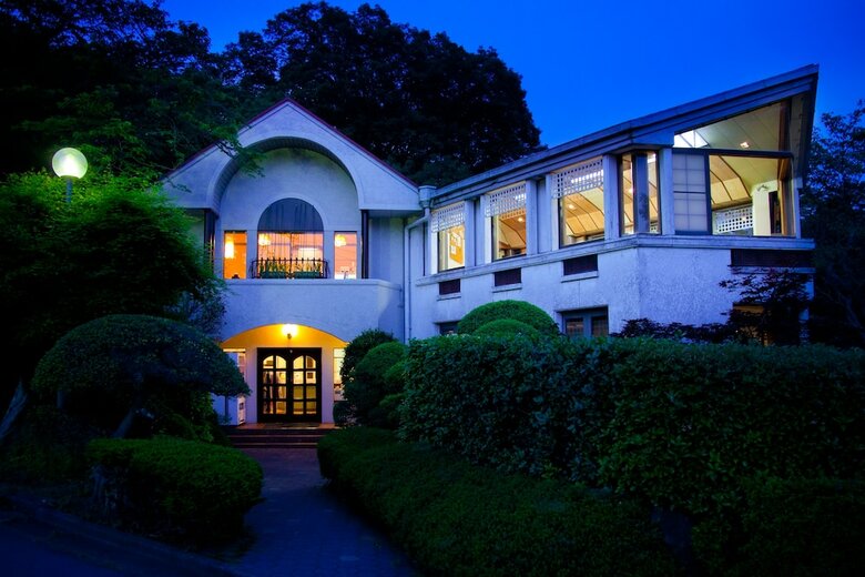 Hotel Izu Ippekiko Lakeside Terrace