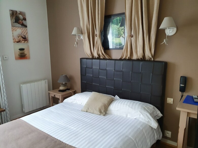Hotel Contact H�tel Du Relais