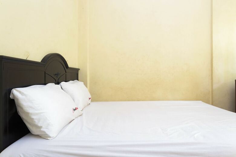 Hotel Reddoorz @ Ciracas