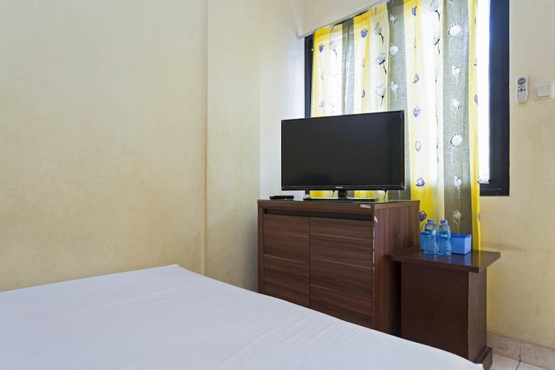 Hotel Reddoorz @ Ciracas