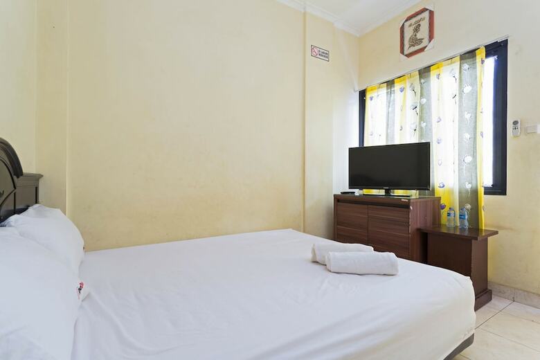Hotel Reddoorz @ Ciracas