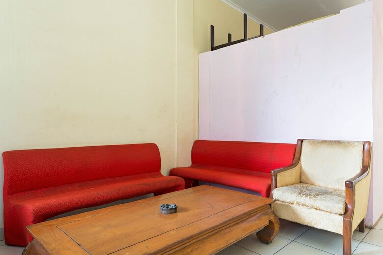 Hotel Reddoorz @ Ciracas