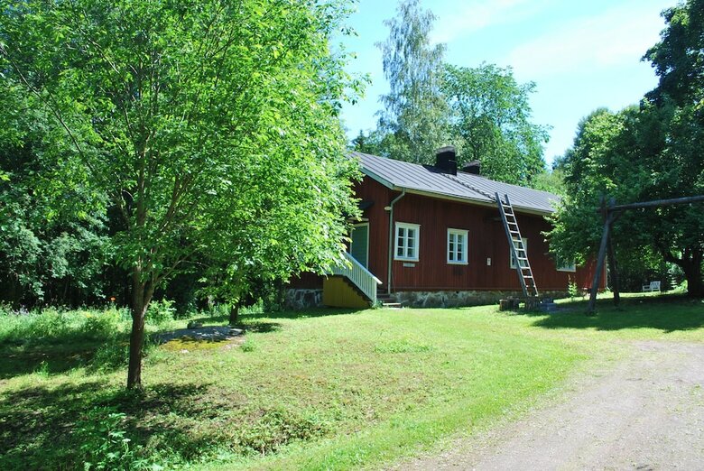 Hotel Kirjakkalan Ruukkikyl�