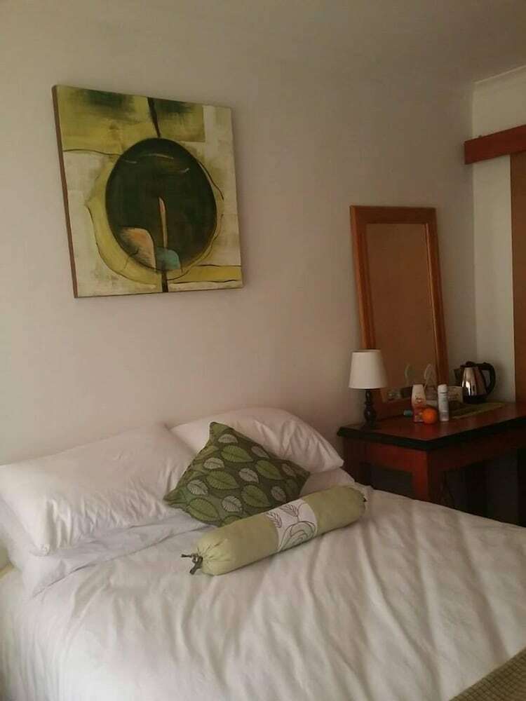 Alicia's B&B