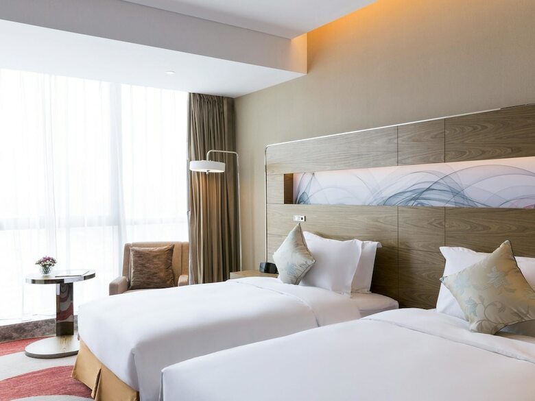 Hotel Novotel Rizhao Suning