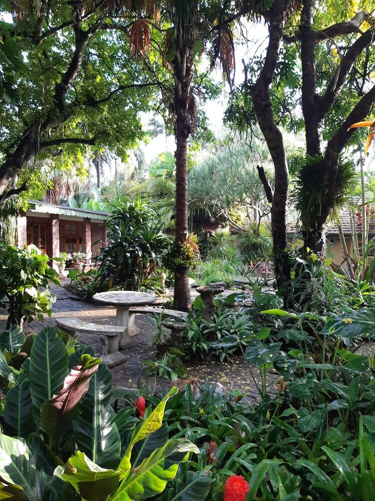 Hotel Wendys Country Lodge