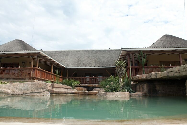 Posada Rain Farm Game Lodge