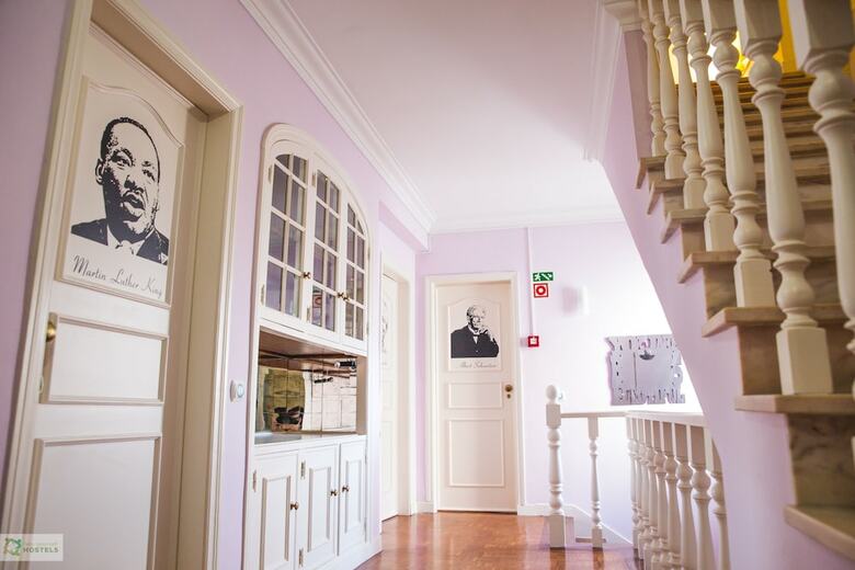 Hostal Help Yourself Hostels Carcavelos Coast