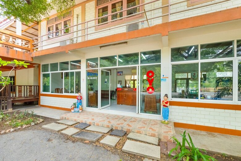 Hotel Oyo 886 Maingam Riverside Resort