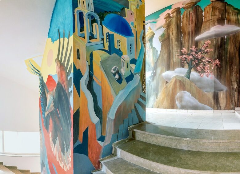 Apartamentos Loucerna Art Hotel
