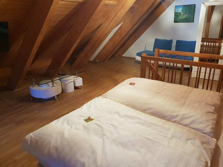 Neue M�hle Hotel Und Restaurant