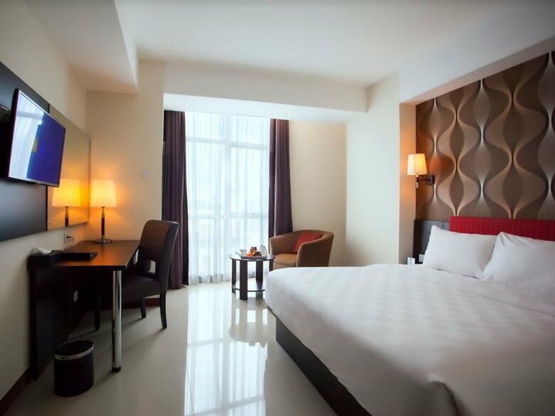 Best Western The Lagoon Hotel