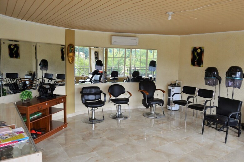 Hotel Le Village D'ennery