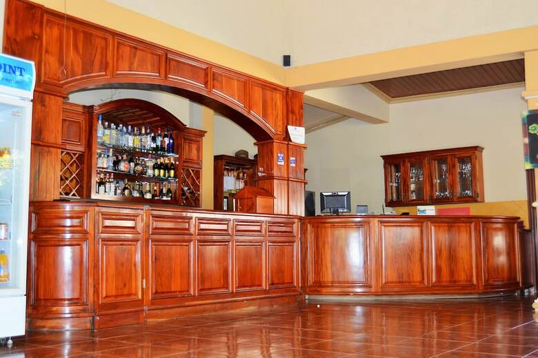 Hotel Le Village D'ennery