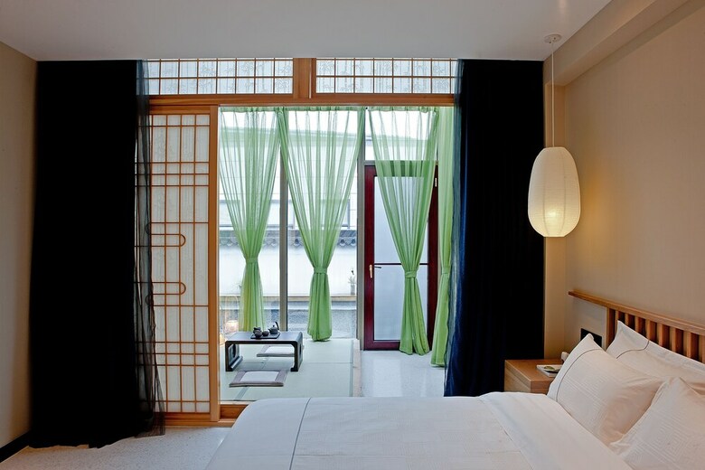 Hostal Huangshan Eaves Art Hotel