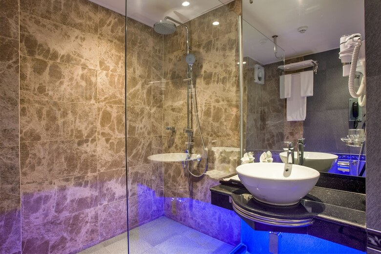 Hotel Brac Centre Inn