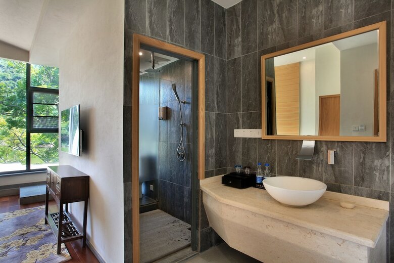 Guilin Heshe Hotel