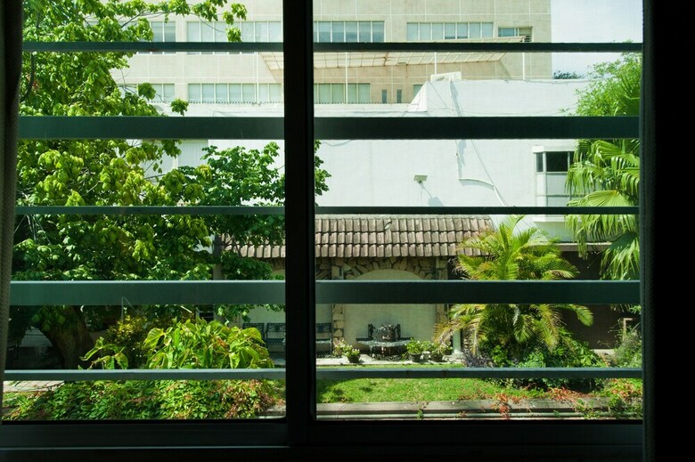 Hotel Econosuites Monterrey