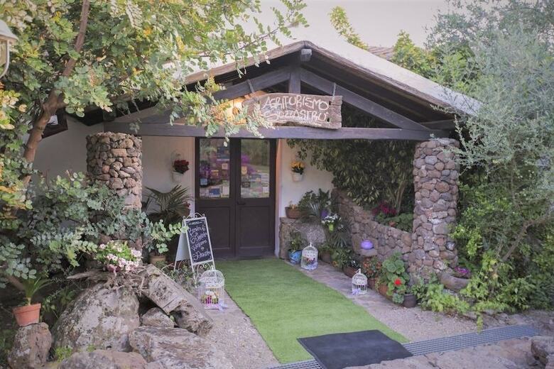 Agroturismo Country House S'ozzastru