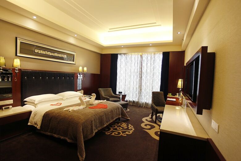 Changsha Yannian Century Hotel