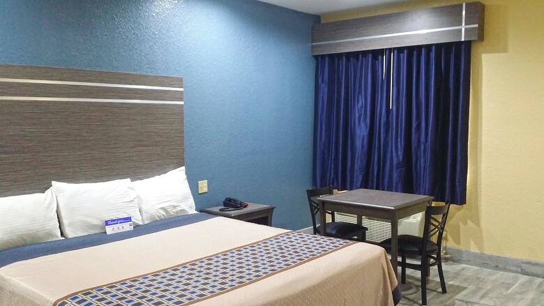 Hotel Americas Best Value Inn & Suites Houston Ne
