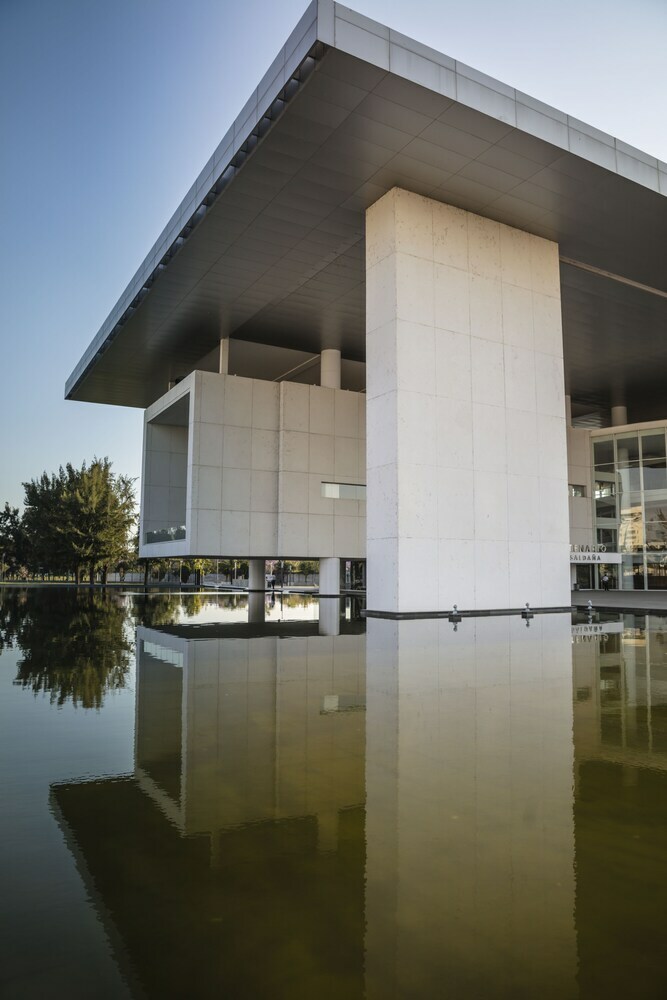 Hotel One Leon Antares