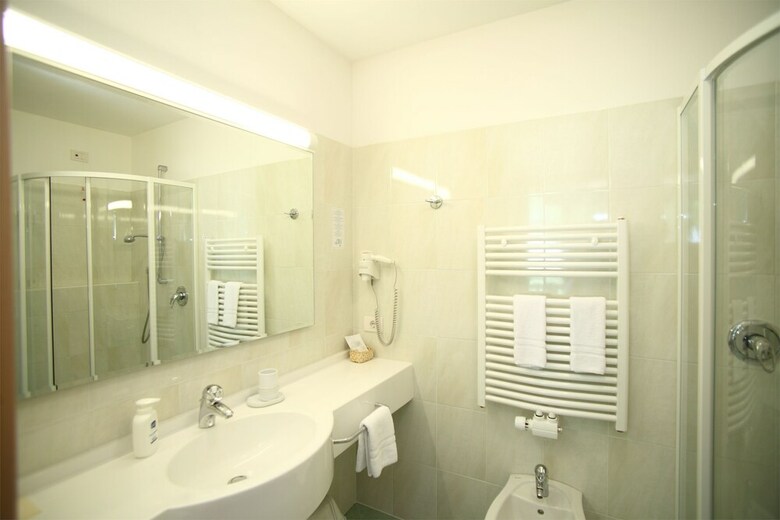 Posada Hotel Bagni Di Salomone