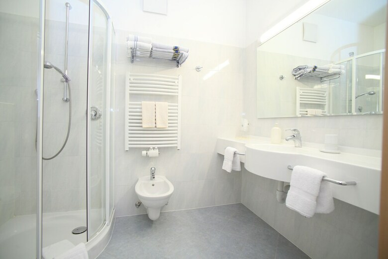 Posada Hotel Bagni Di Salomone