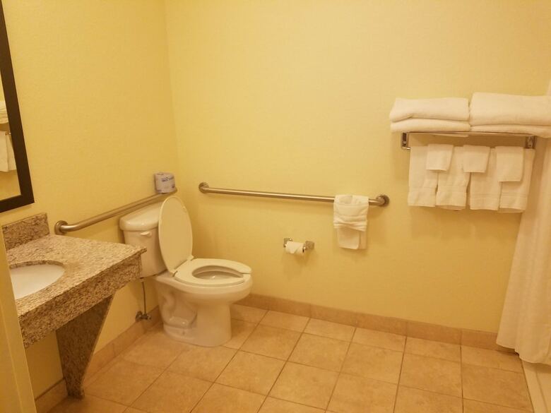 Hotel Comfort Inn & Suites Northeast - Gateway