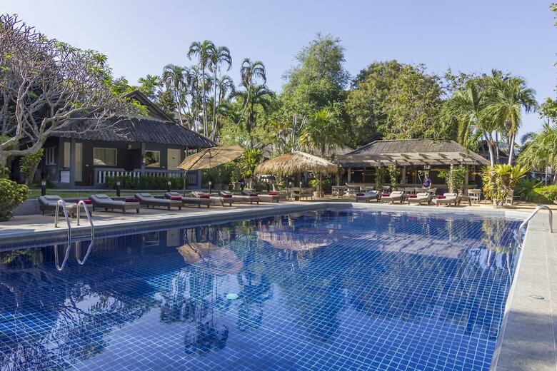 Hotel Let's Hyde Pattaya Resort & Villas