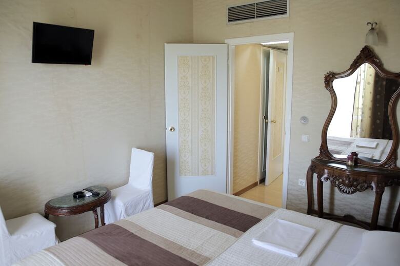 Hotel Anesi